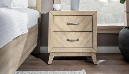 COURTNEY NIGHTSTAND