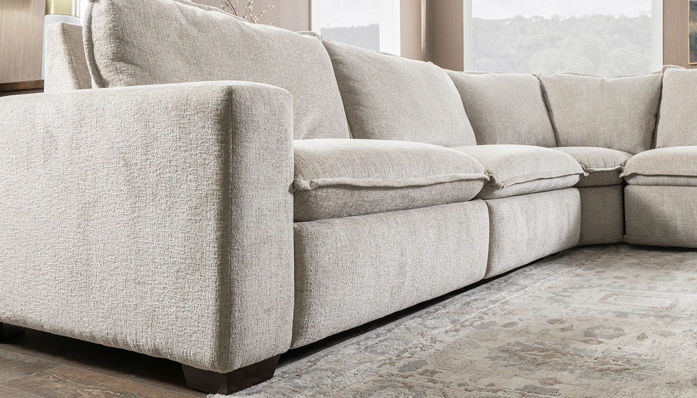 Luna 6pc. Sectional W/Console