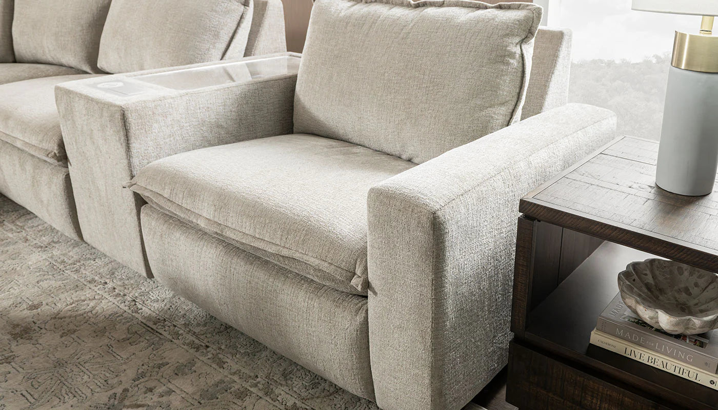 Luna 6pc. Sectional W/Console