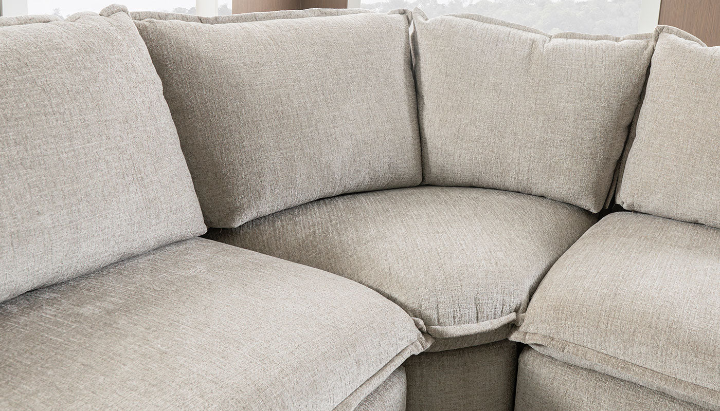 Luna 6pc. Sectional W/Console