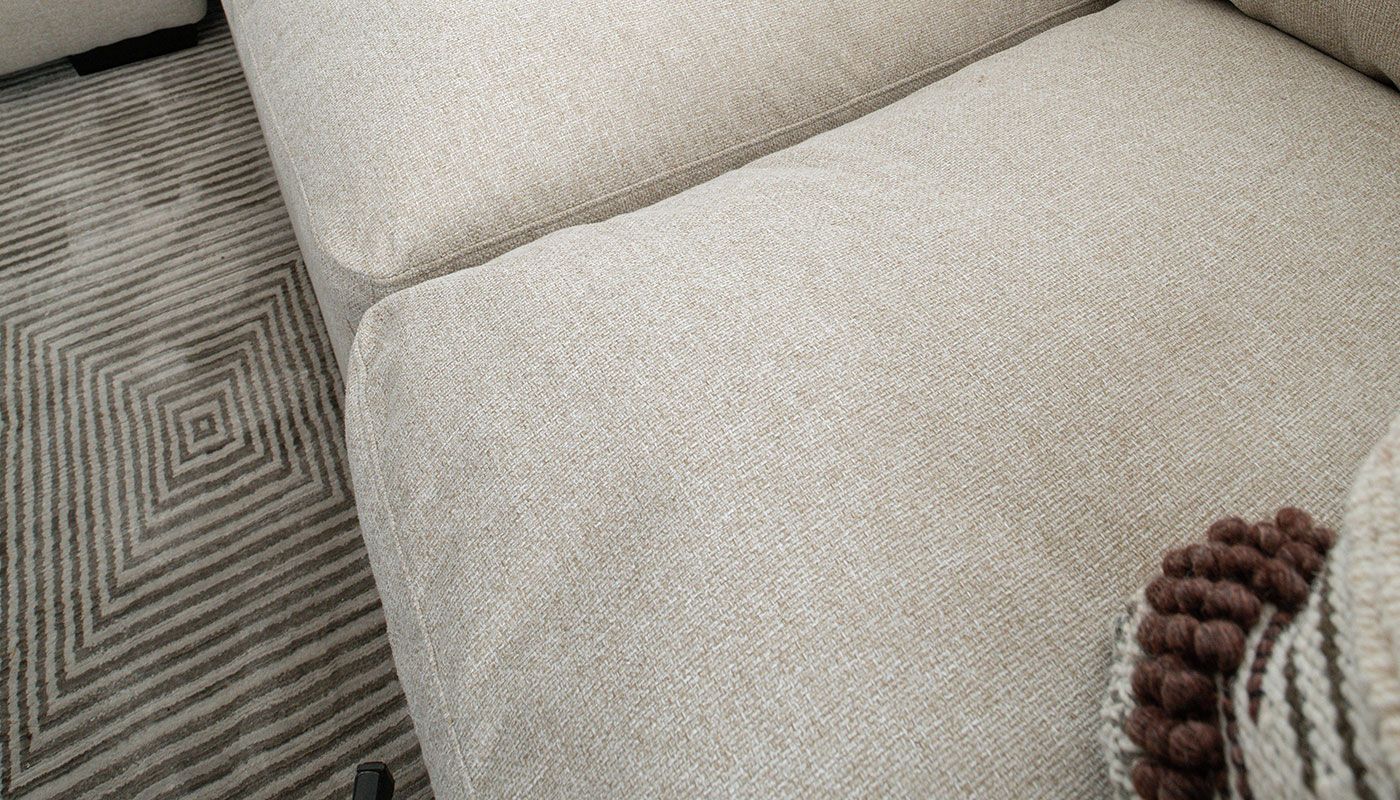 Colin Fabric 6pc. Sectional & Ottoman