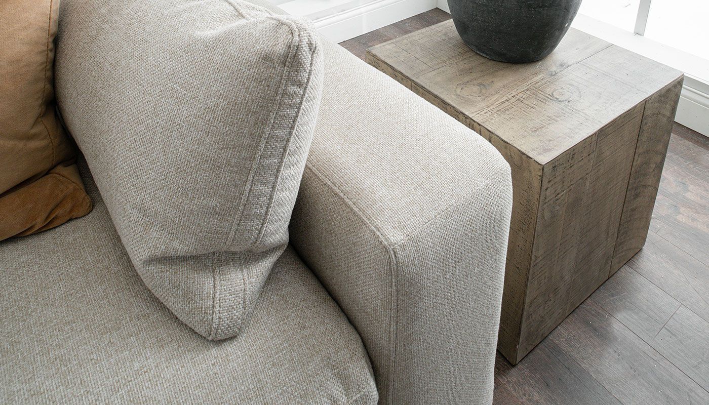 Colin Fabric 6pc. Sectional & Ottoman