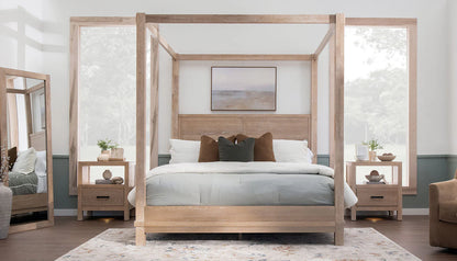 Ember Poster Queen Bed