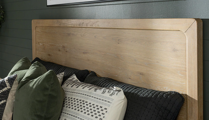 Charlie King Bed