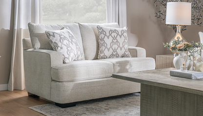CHRISTI LOVESEAT
