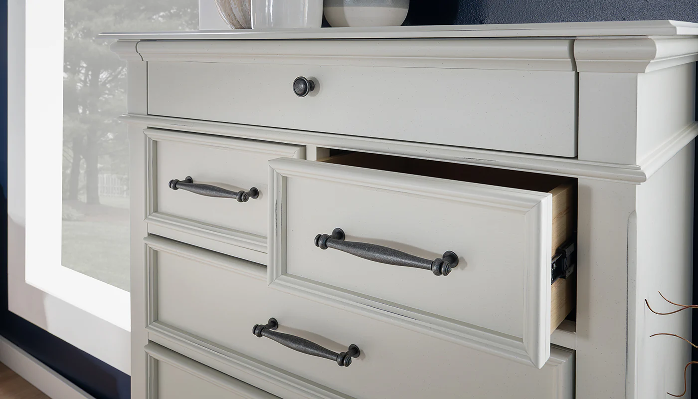 ARIEL CHEST OF DRAWERS