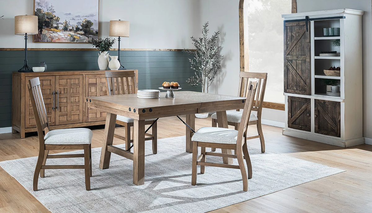 DIXIE LIGHT HICKORY TABLE